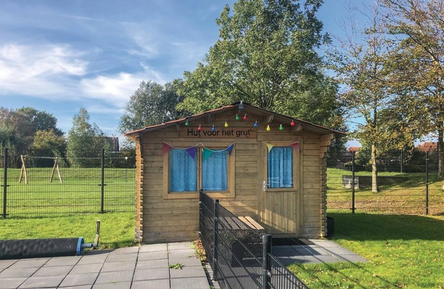 Practically furnished cottage in Tzummarum.