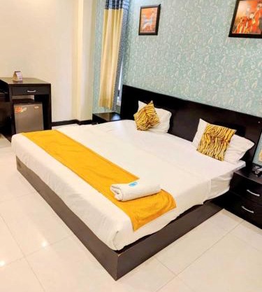 Premium Stays In Paschim Vihar