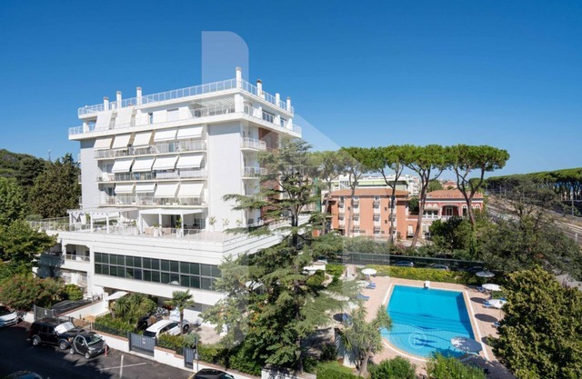 Prestige - Riva - Ground floor apartment with patio