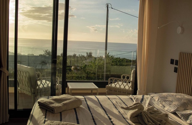 Prestige villa with breathtaking views of the Indian Ocean