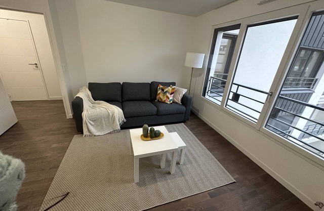 Pretty cocoon at the gates of Paris