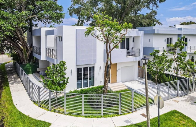 *Primavera House Coral Gables 5 mins Coconut Grove