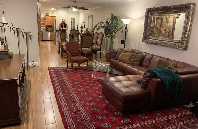 PRIME LOCATION-GOLF, OLD TOWN, HIKE & BIKE, SPRING TRAINING, SHOPPING.