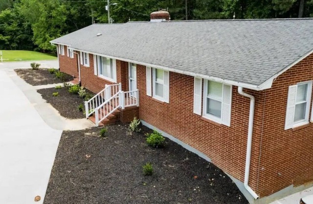 Prime Location inside RTP & close to everything.