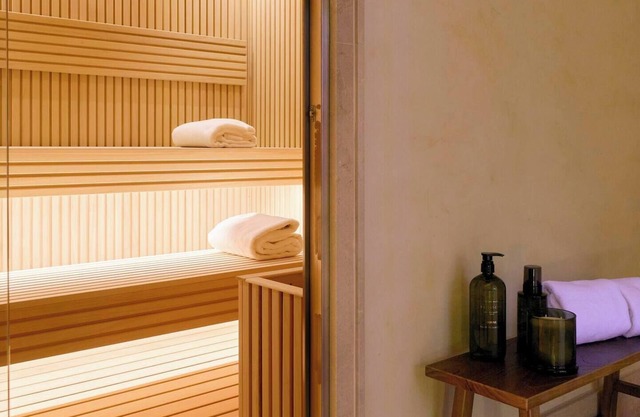 Principe de Las Letras - Luxury corner apartment in the Letras neighborhood