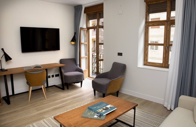 Prisma Suites