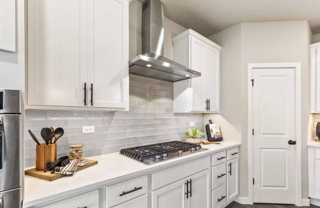 Pristine Villa: 2024 built house