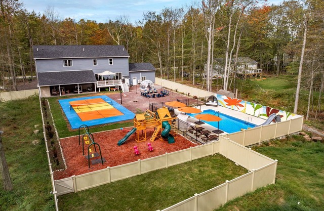 Private 6BR Mountain Estate w/HotTub & Pickleball