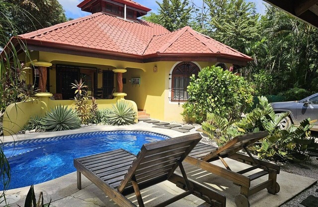 Private Beach House with pool on Playa Pelada (Nosara). Pet friendly