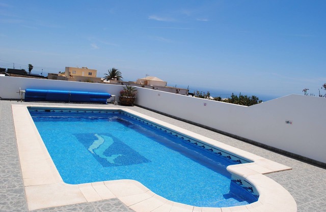 Private Casita in Asomada ,heated Pool, great views to Puerto del Carmen and sea