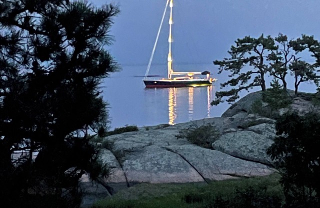 Private Cottage on Thimble Islands: 3-bedrooms & tons of private outdoor space