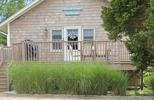 Private & Cozy Beach House Green Hill~S. Kingstown RI~Matunuck~URI