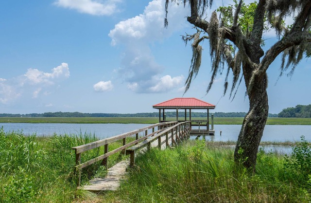 Private Deep Water Dock, Near Beaufort, PI and Beach.