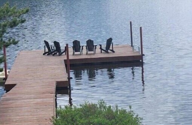 Private Dock - Tranquil Weekend Getaway