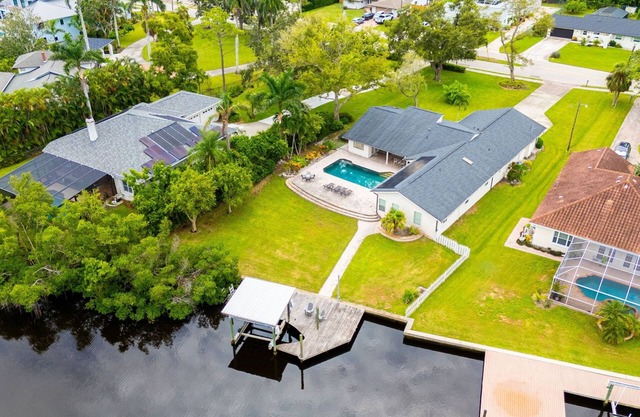 Private Heated Pool Home on the bayou leading to the Gulf of Mexico☼