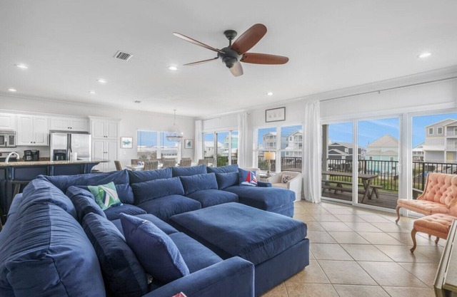 Private Heated Pool Gulf View Elevator