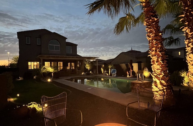 Private Home with Heated Pool & Hot Tub!