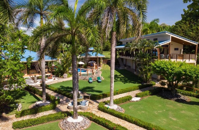PRIVATE Ocean Estate Tango Mar Resort Tambor 3 dwellings 15 people
