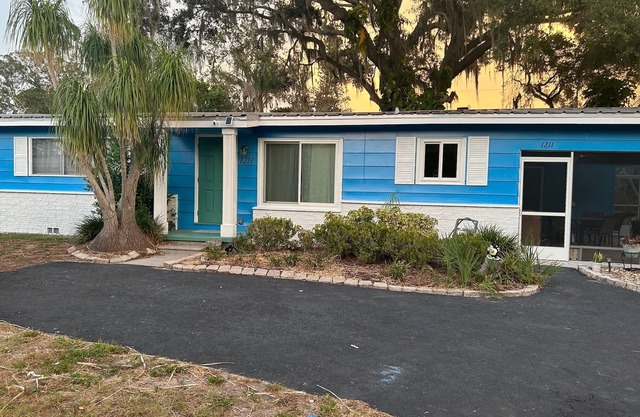 Private one level home with pool near Anna Maria Island