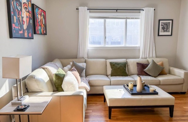 Private Parking! 4BR Family Home in South Boston