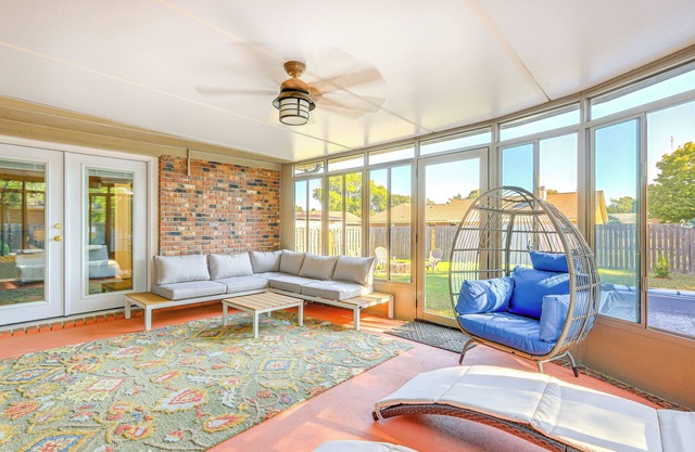 Private Pool & Fenced Yard: Home in Warner Robins!