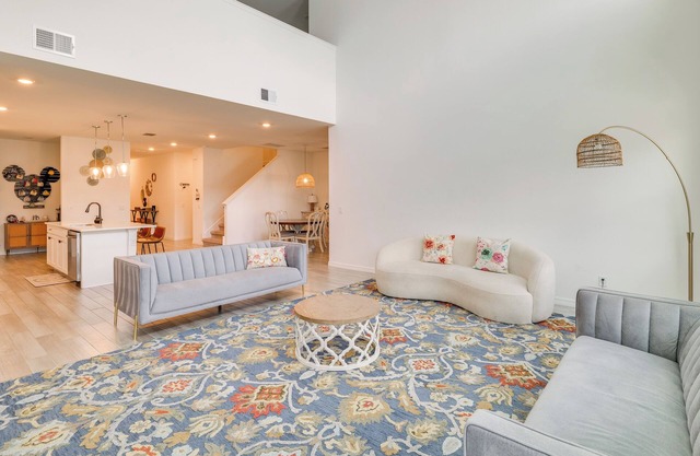 Private Pool & Game Room: Family Davenport Gem!
