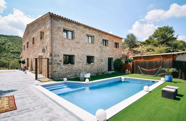 Private villa for 20 guest, boutique hotel style!