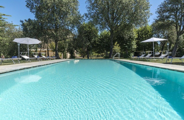 Private Villa with private pool, A/C, hot tub, WIFI, TV, patio, panoramic view, close to Cortona