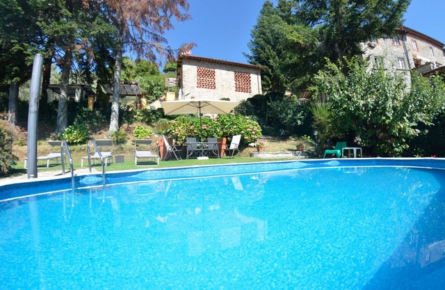 Private Villa with WIFI, hot tub, private pool, A/C, TV, terrace, pets allowed, panoramic view