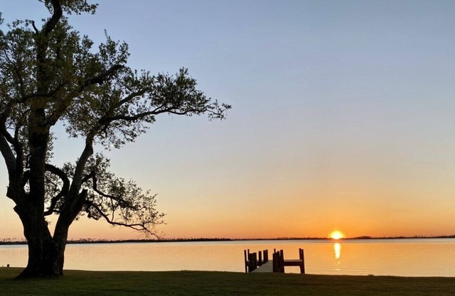 Private Waterfront-Boat Launch-Dock-Special Event Approved