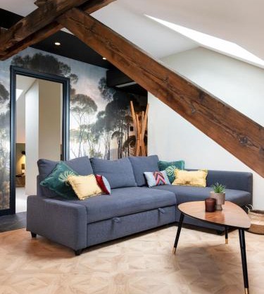 Project 47 - self check-in, 4th and last floor