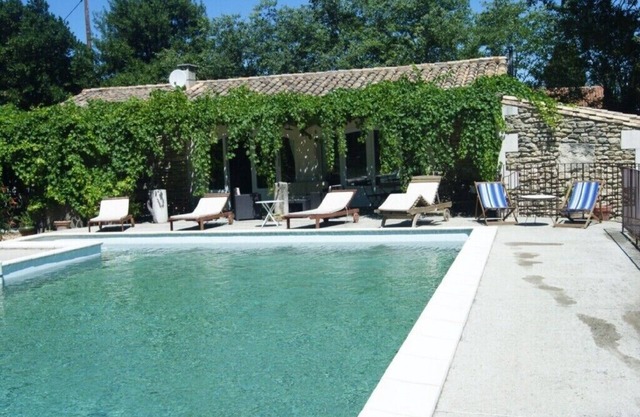 Provençal stone Mazet