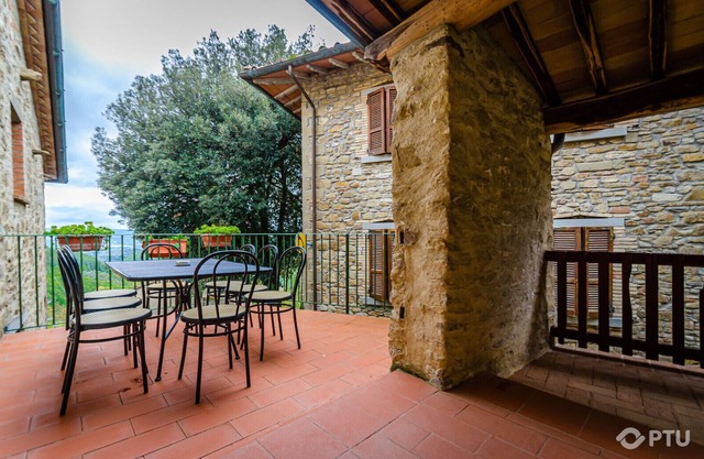 PTU La Fattoria Farmhouse - APT La Loggia