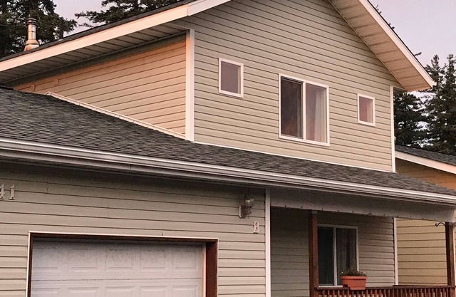 Puffin Perch - Save 25 dollars per day on Car Rental with 3 Day Booking