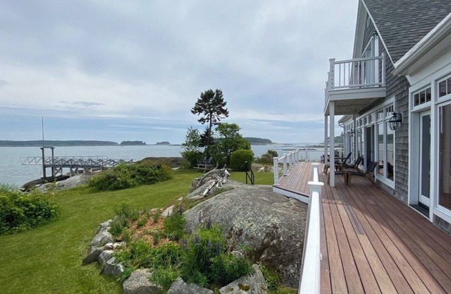 Pumpkin Point, Ocean Views, Dock