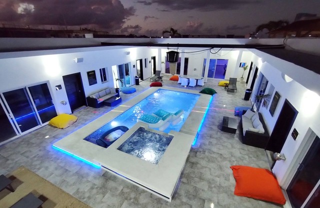 Punta Cana Bachelor Party 6BR Lux Happy Villa + FREE BONUS