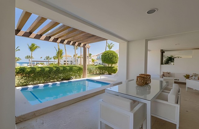 Punta Palmera Beach Front 3b apartment Cap Cana