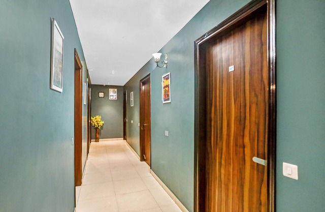Qotel Hotel Church House Rohini Sector15