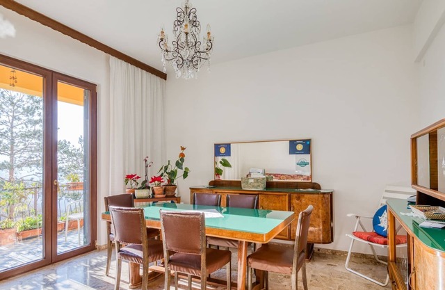 Quaint Holiday Home in Erli with Balcony