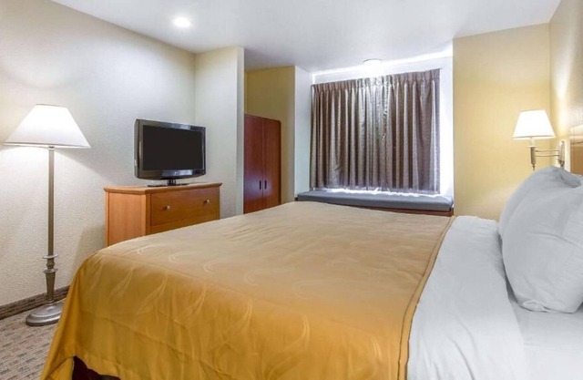 Quality Inn & Suites Santa Rosa