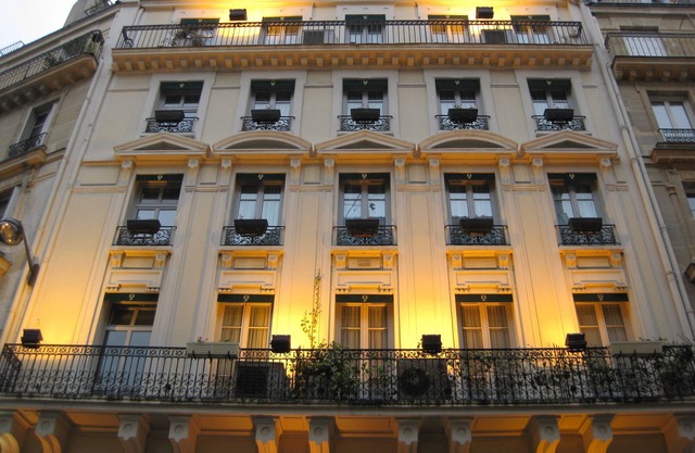 Queens Boutique Hotel