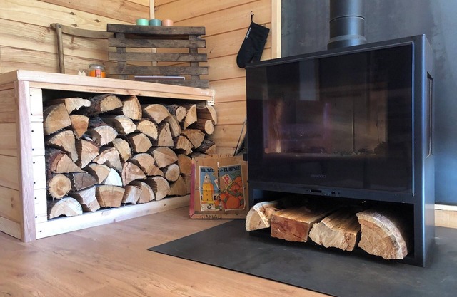 Queyrassian chalet at the foot of the slopes and at the start of hiking trails