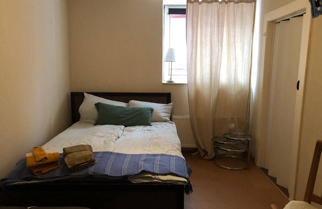 Quiet accommodation with garden access, close to the train station and connection to Hamburg