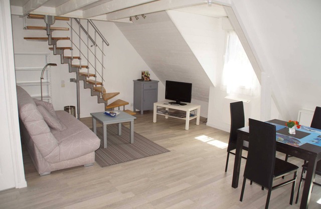 Quiet apartment at 150 m from the beach