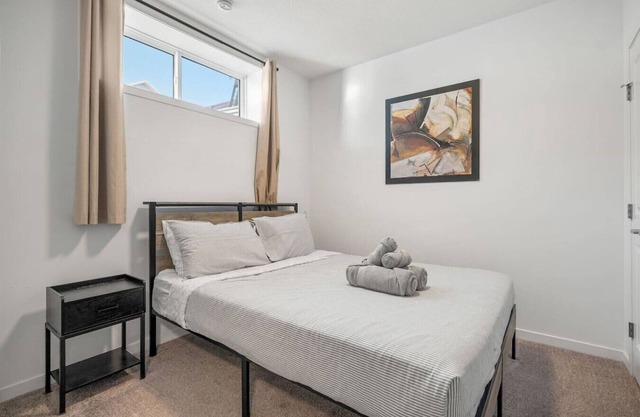 Quiet Basement 2BR Suite » 2 Queens » Netflix