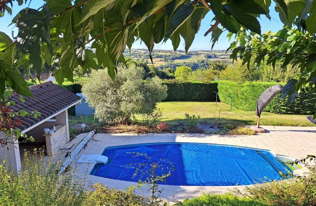 Quiet country house with swimming pool and lovely views.