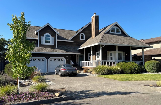 Quiet Cul-de-sac Wine Country Home in Santa Rosa with AC, WiFi
