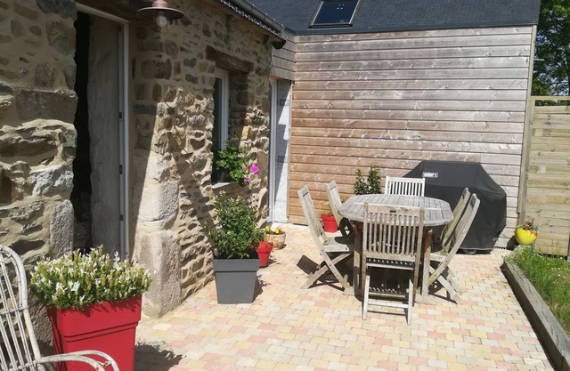 Quiet gite between land and sea near Paimpol.