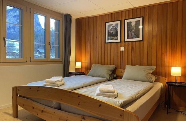 Quiet holiday apartment with view of the Alps