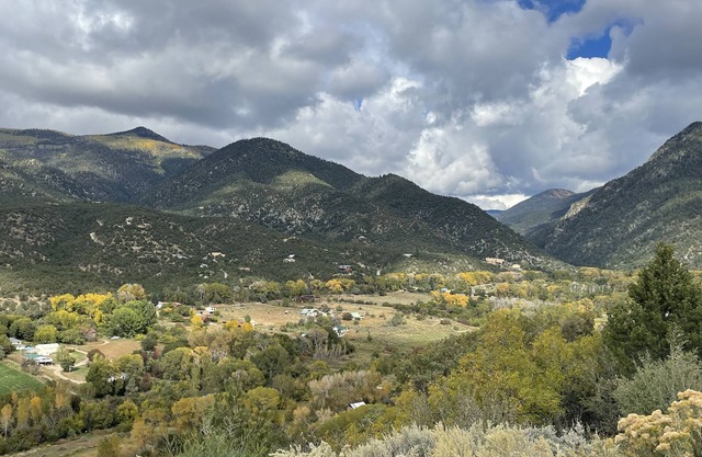 Quiet Home in Arroyo Seco